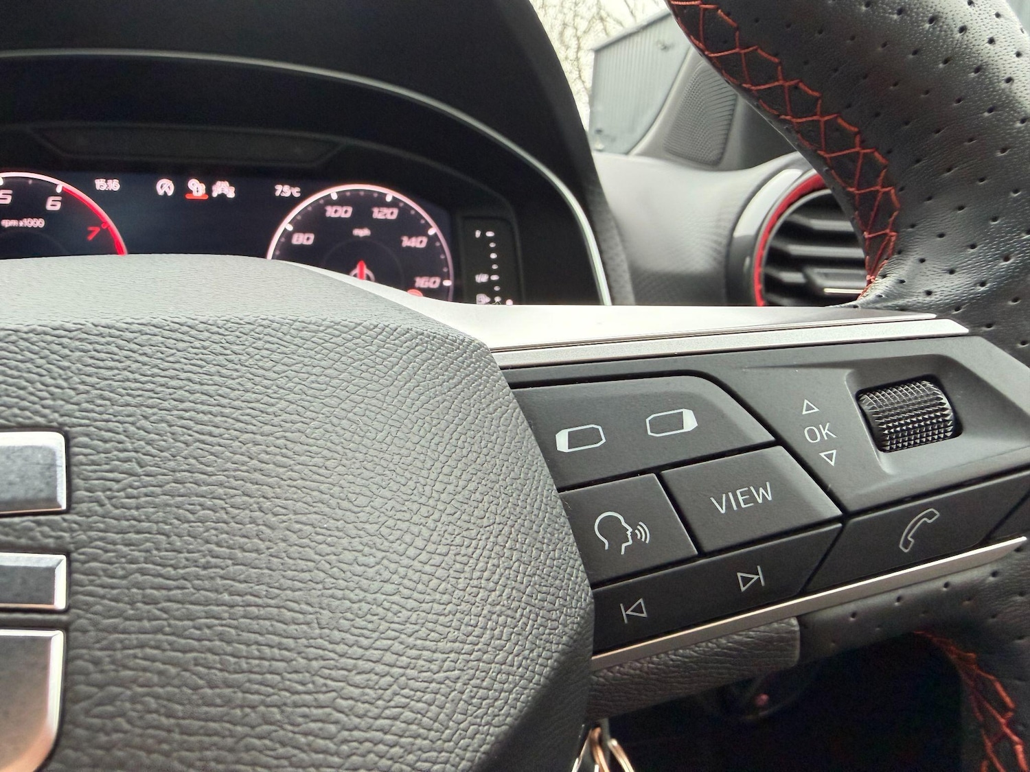 Used SEAT Arona 2024 for sale - 77939475: Photo 19