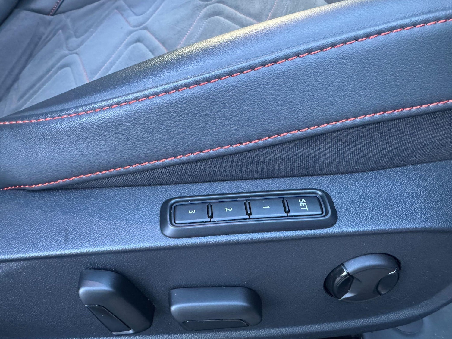 Used SEAT Leon 2023 for sale - 76765995: Photo 14