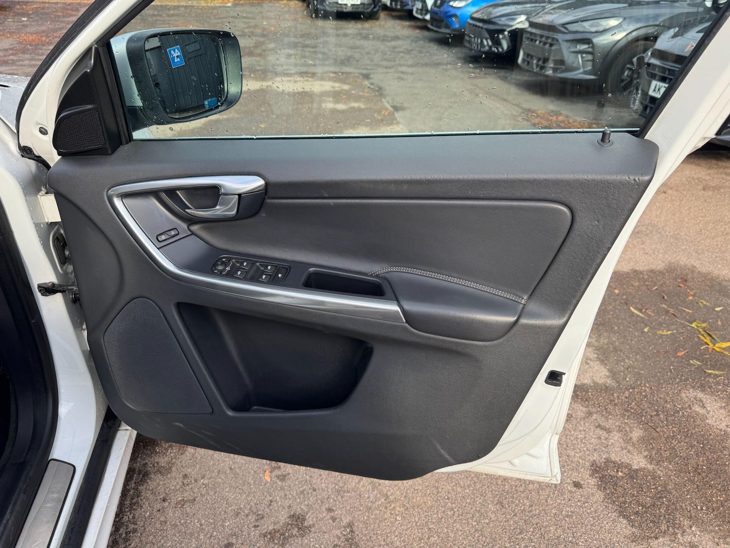 Used Volvo XC60 2016 for sale - 76667086: Photo 10