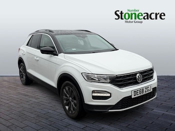 Used Volkswagen T-Roc 2018 for sale - 77737845: Photo