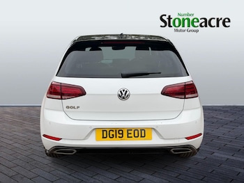 Used Volkswagen Golf 2019 for sale - 78784386: Photo