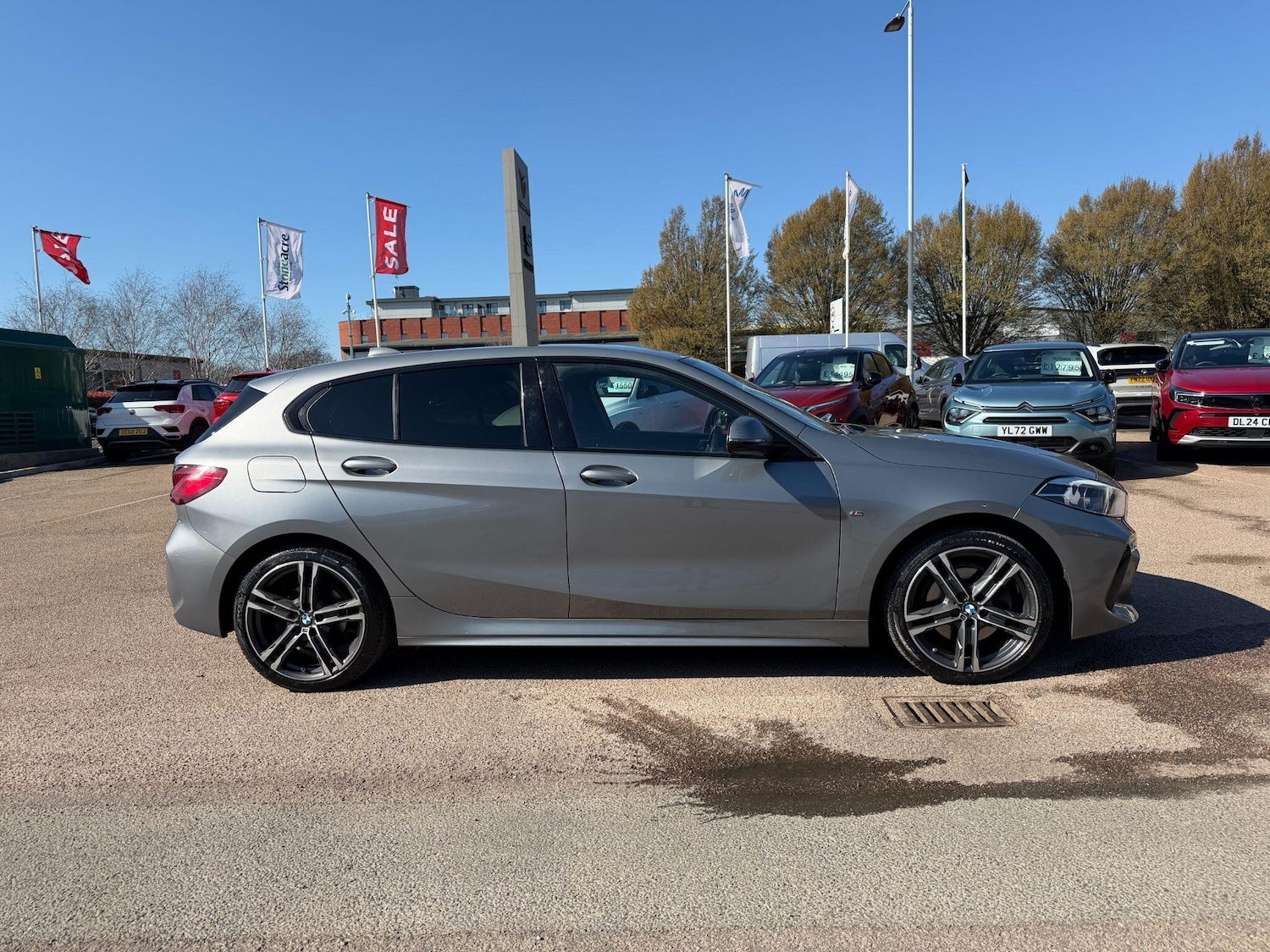 Used BMW 1 Series 2023 for sale - 77939457: Photo 2