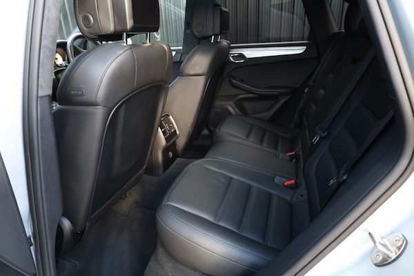 Used Porsche Macan 2016 for sale - 76074853: Photo 38