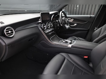 Used Mercedes-Benz GLC 2018 for sale - 75754945: Photo