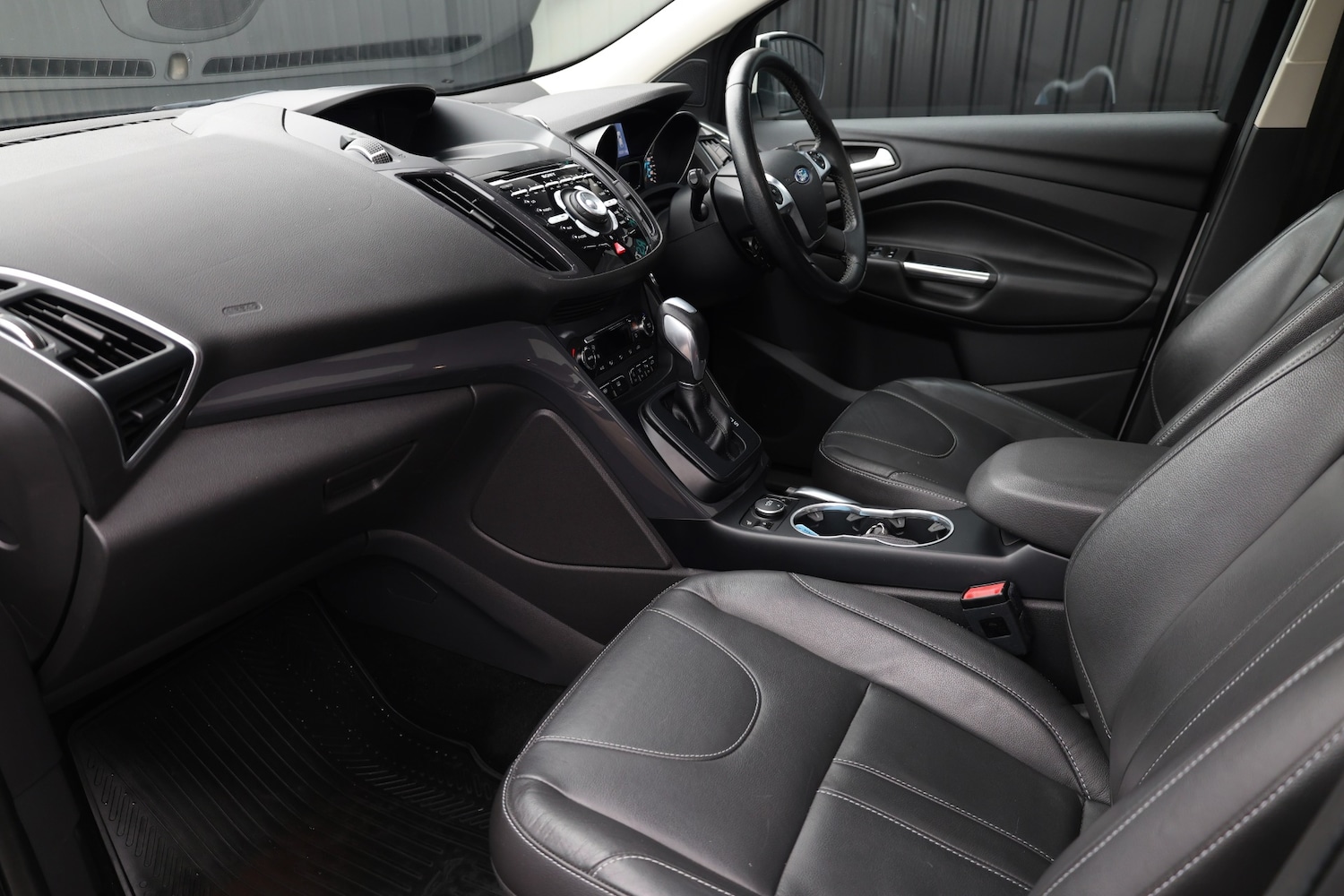 Used Ford Kuga 2014 for sale - 77391990: Photo 3