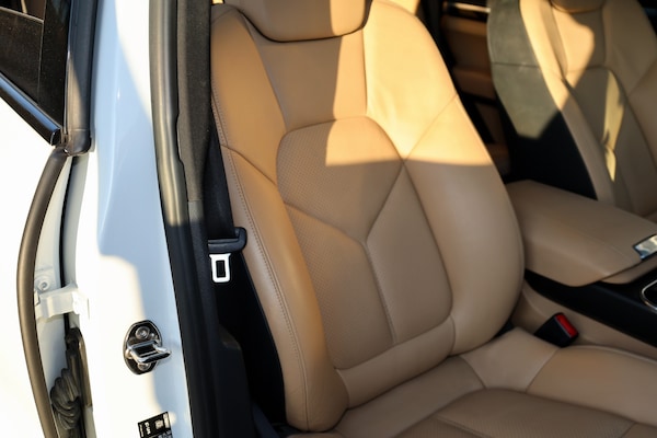 Used Porsche Cayenne 2014 for sale - 74071967: Photo 16