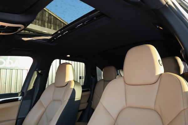 Used Porsche Cayenne 2014 for sale - 74071967: Photo 17