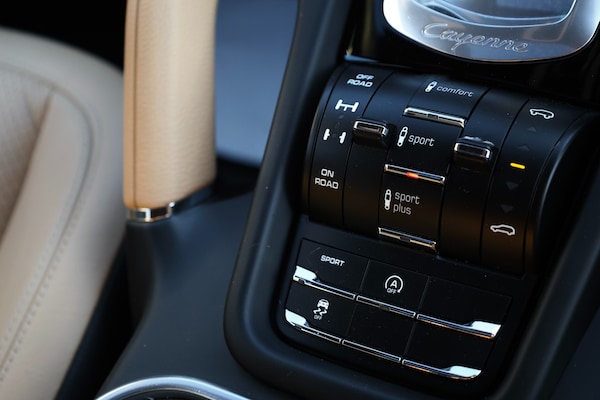 Used Porsche Cayenne 2014 for sale - 74071967: Photo 20