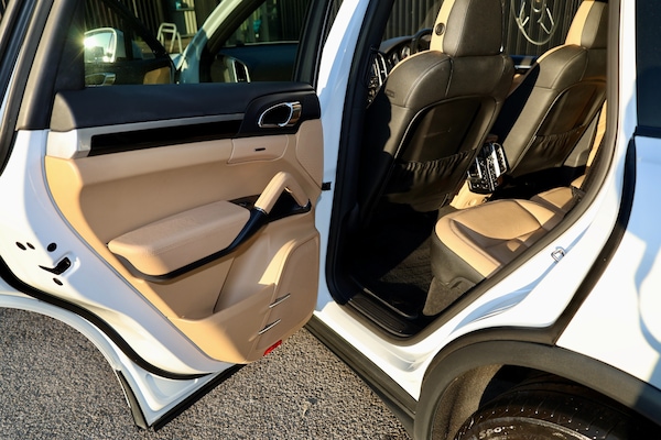 Used Porsche Cayenne 2014 for sale - 74071967: Photo 26