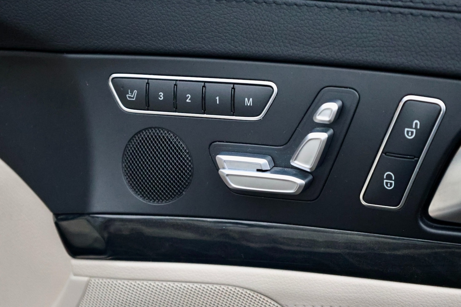 Used Mercedes-Benz SL 2013 for sale - 77401731: Photo 20