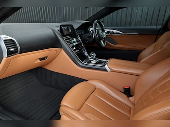 Used BMW 8 Series 2018 for sale - 77810730: Photo