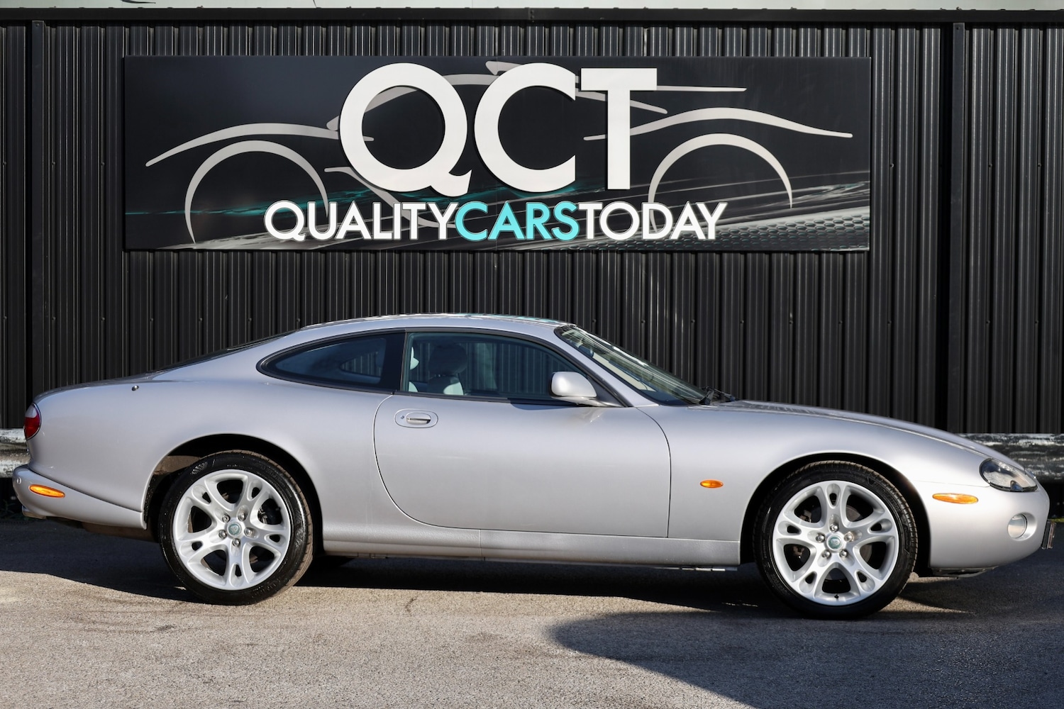 Used Jaguar XK8 2004 for sale - 78118498: Photo 10