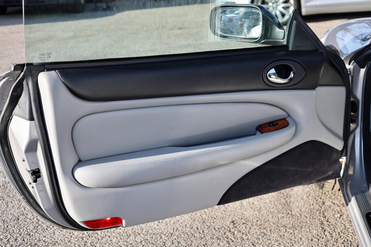 Used Jaguar XK8 2004 for sale - 78118498: Photo 26