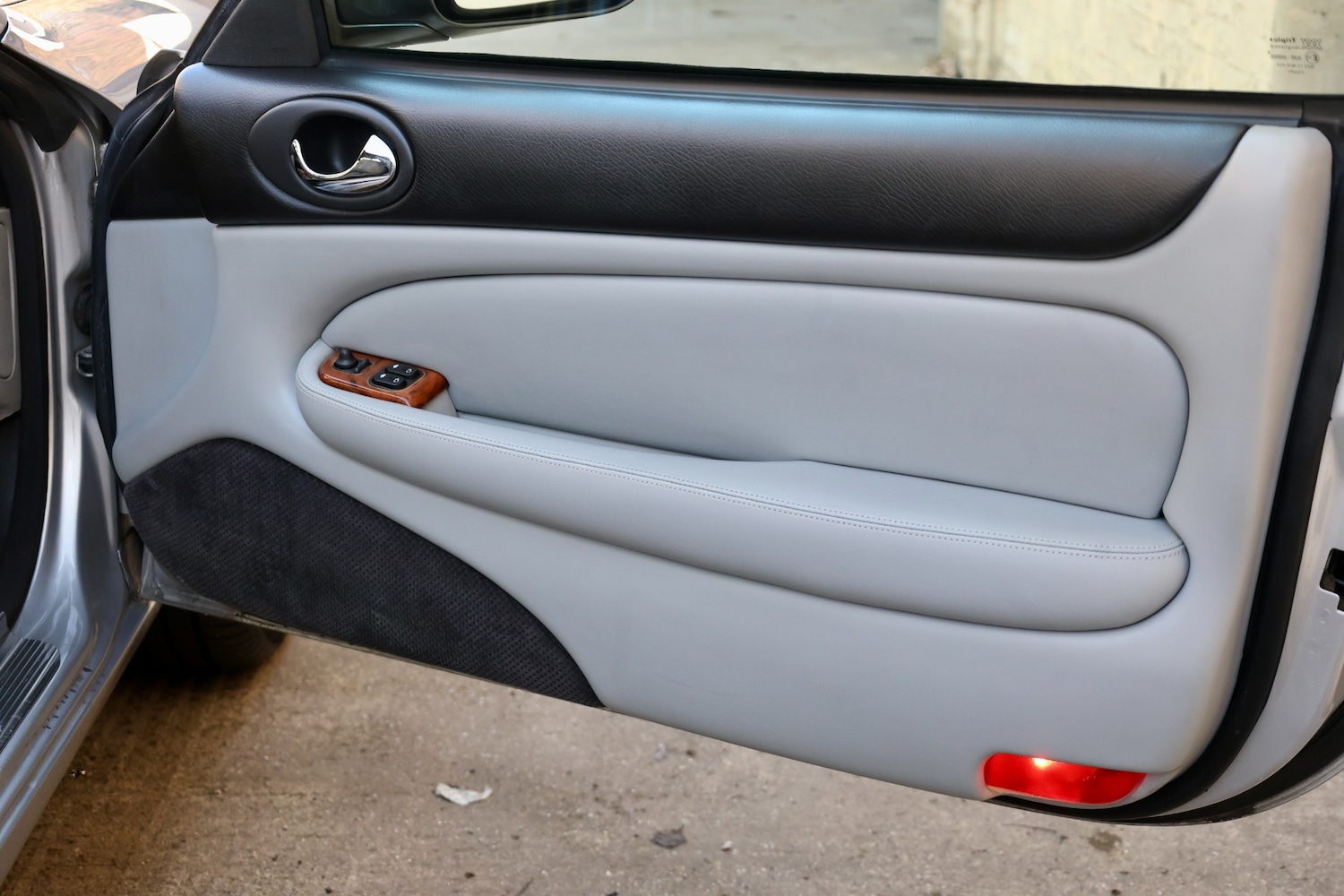 Used Jaguar XK8 2004 for sale - 78118498: Photo 27