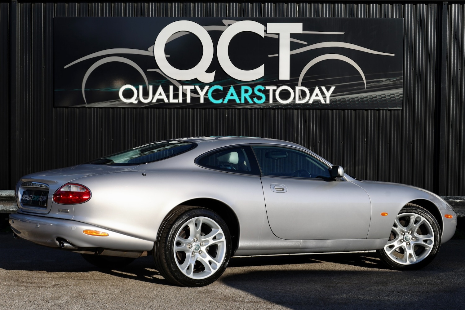 Used Jaguar XK8 2004 for sale - 78118498: Photo 7
