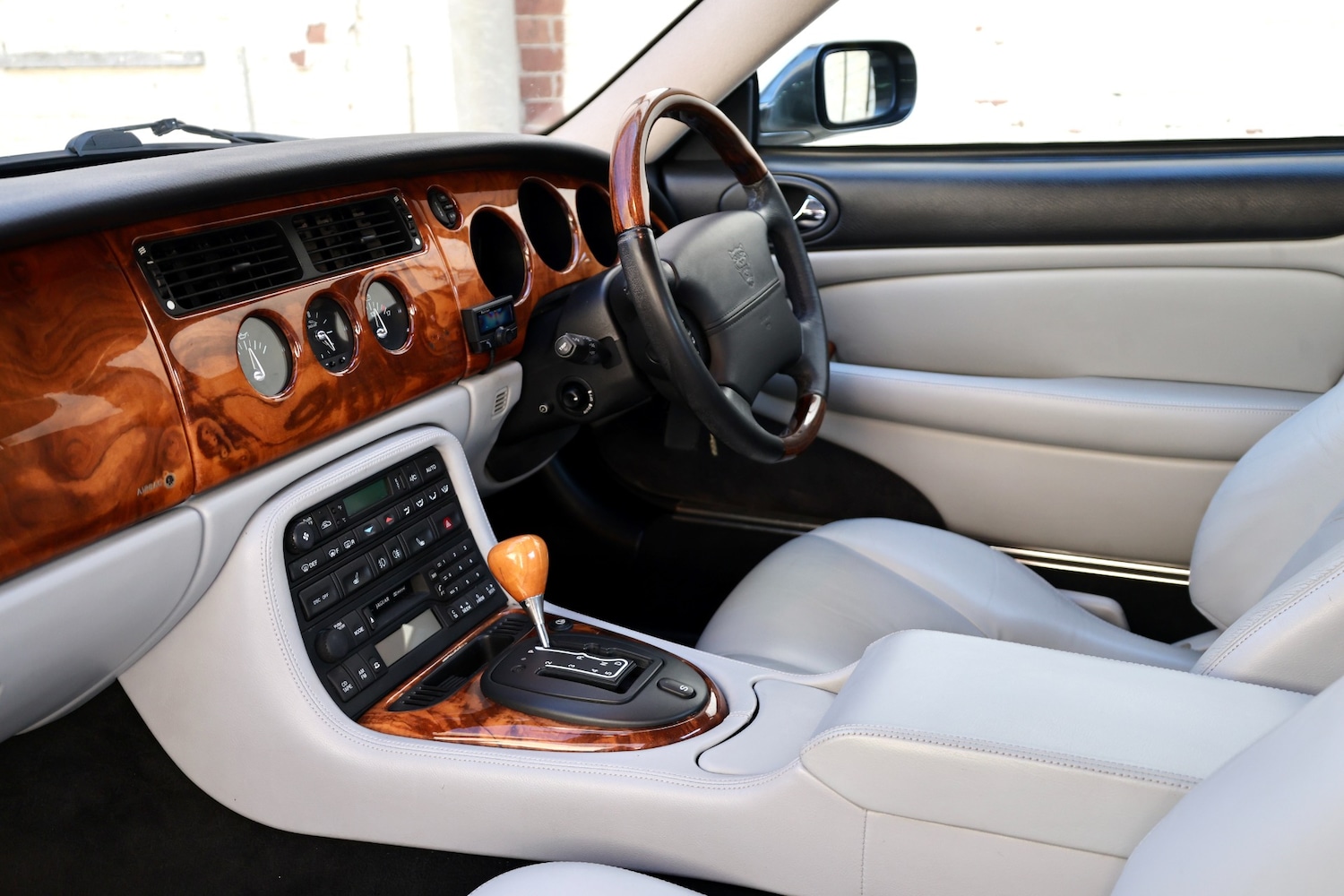 Used Jaguar XK8 2004 for sale - 78118498: Photo 9