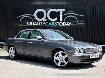 Used Jaguar XJ 2005 for sale - 79017147: Photo