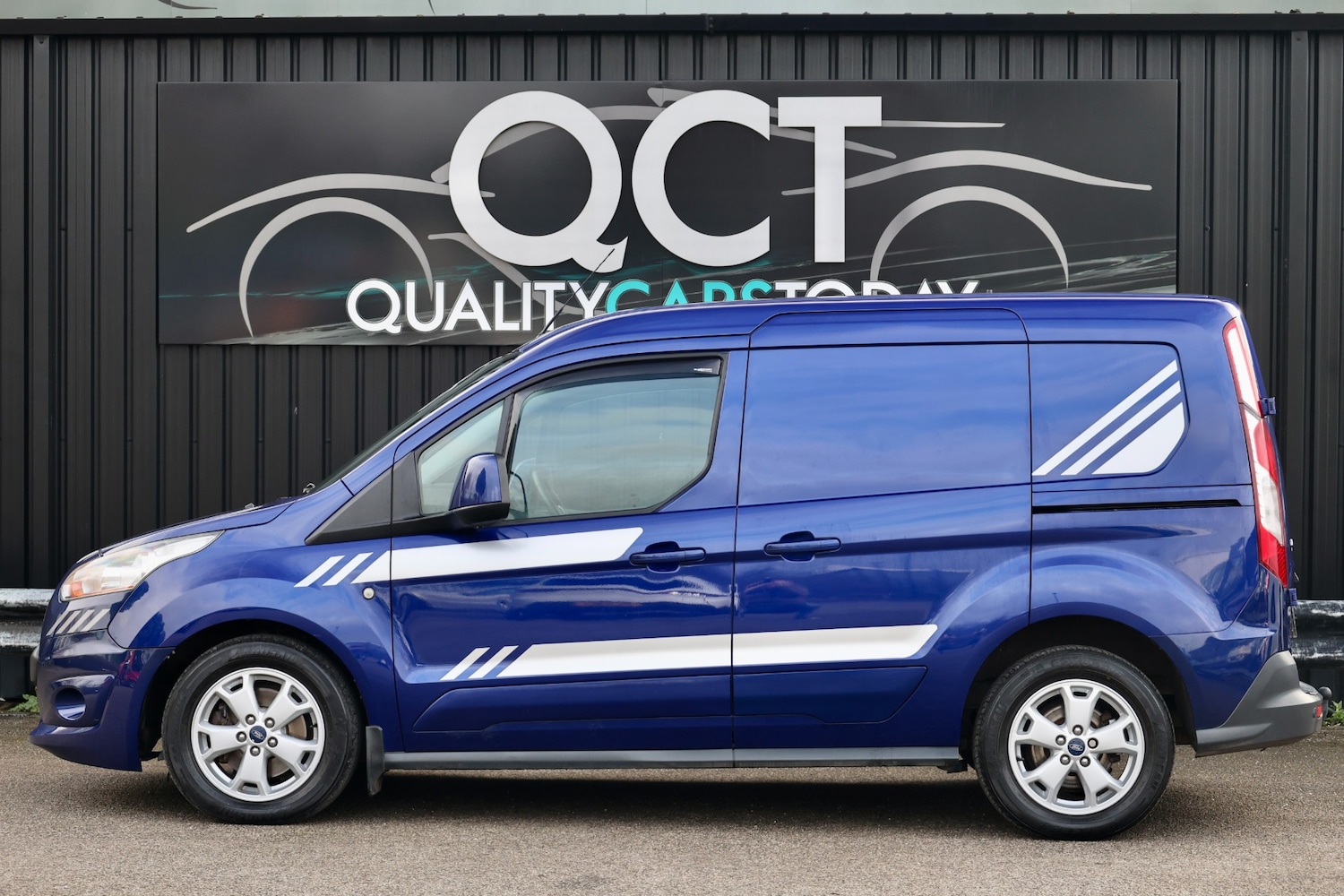 Used Ford Transit Connect 2015 for sale - 77661451: Photo 2