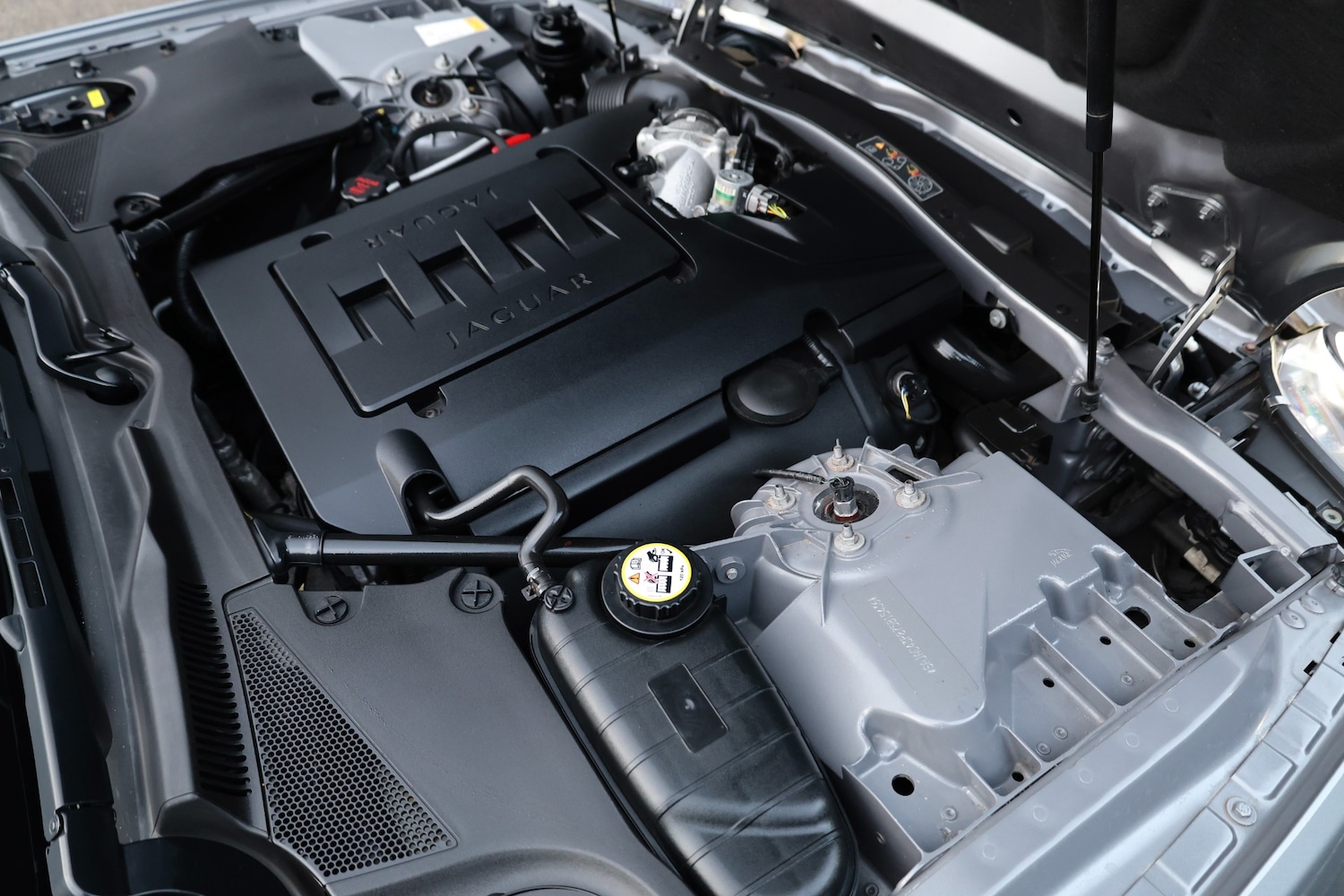 Used Jaguar XK 2007 for sale - 76879754: Photo 39