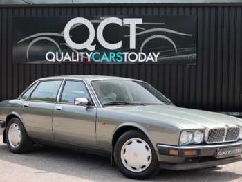 1990 (H) - 3.2 4dr Auto