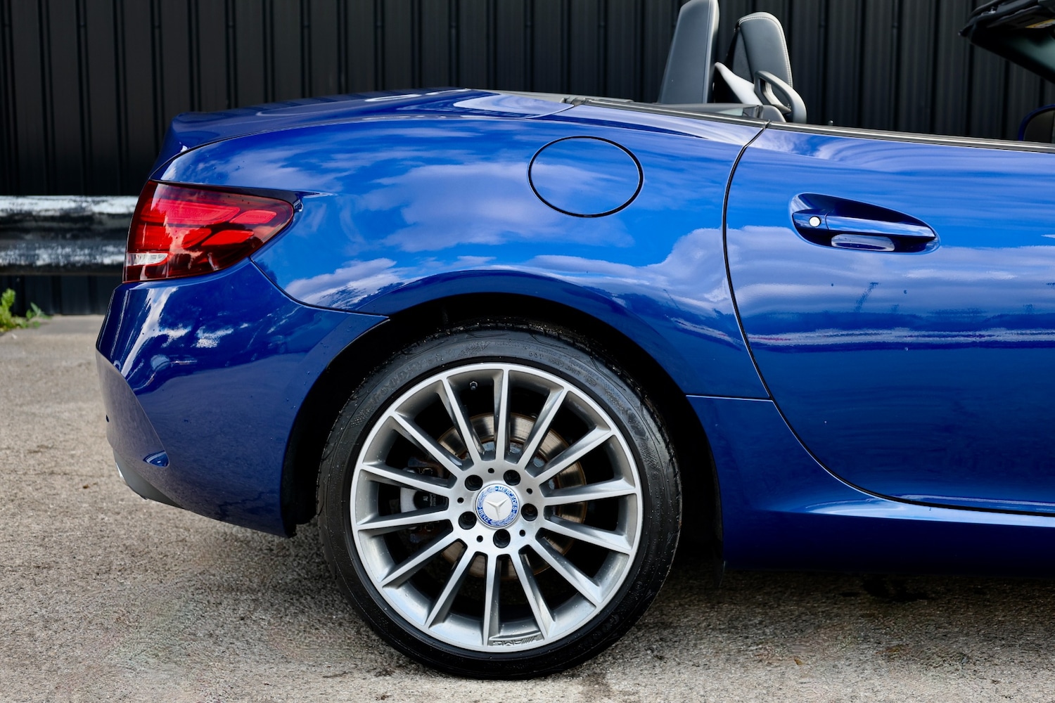 Used Mercedes-Benz SLC 2016 for sale - 76048868: Photo 24