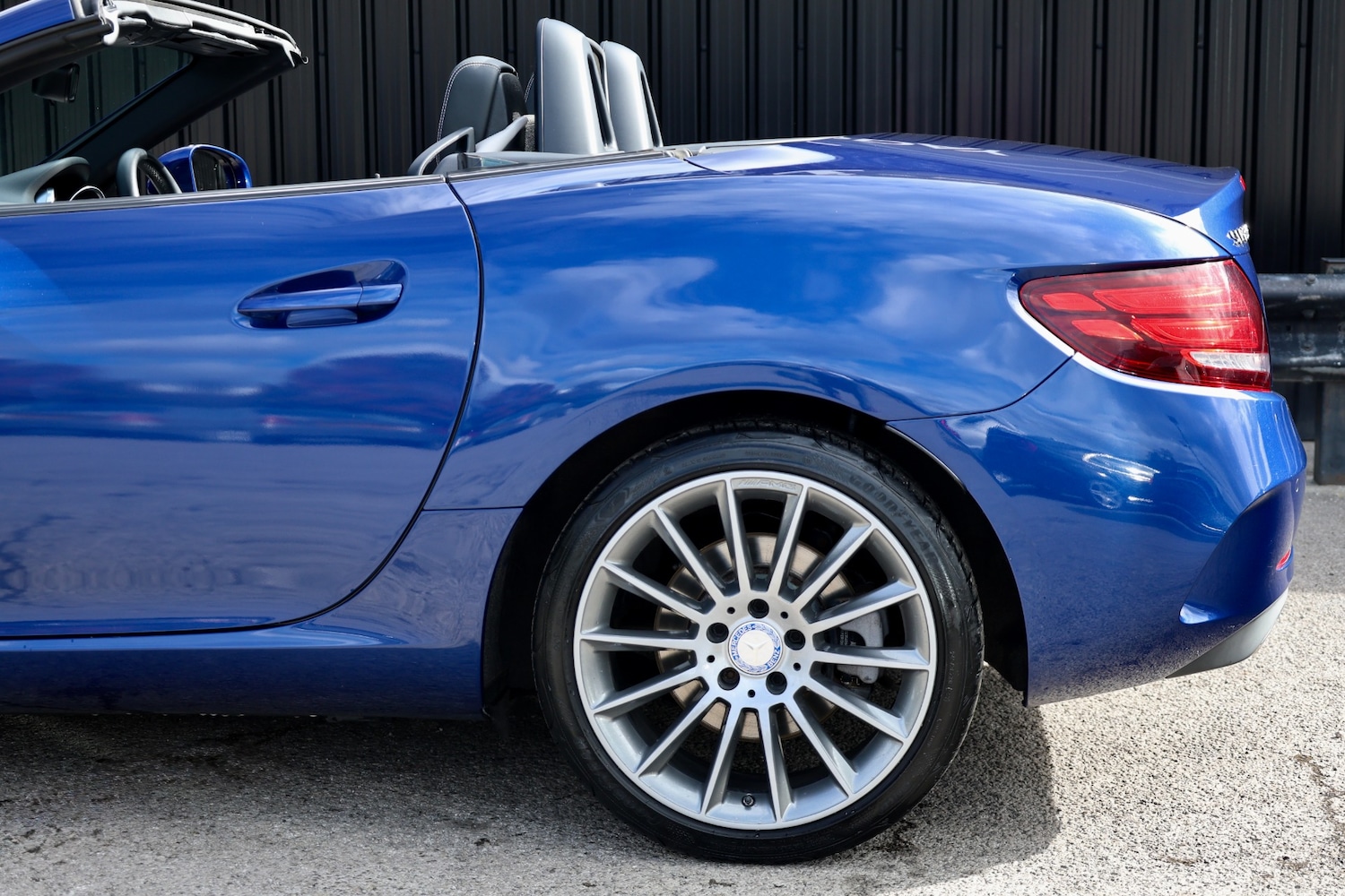 Used Mercedes-Benz SLC 2016 for sale - 76048868: Photo 32