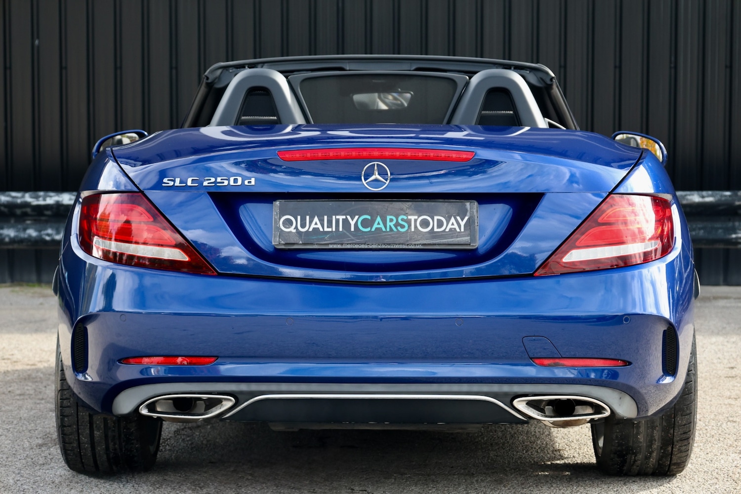 Used Mercedes-Benz SLC 2016 for sale - 76048868: Photo 5