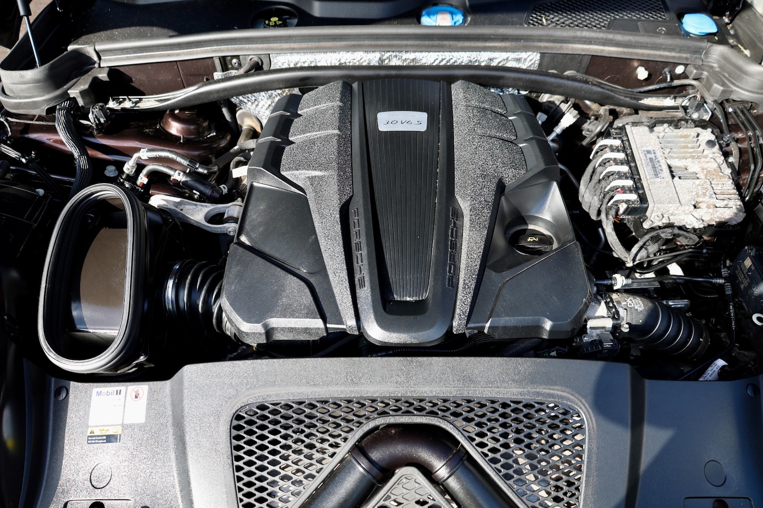 Used Porsche Macan 2021 for sale - 78219485: Photo 24