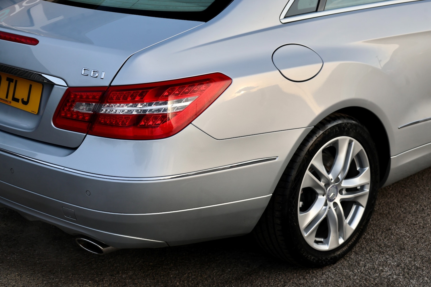 Used Mercedes-Benz E Class 2010 for sale - 77989857: Photo 13