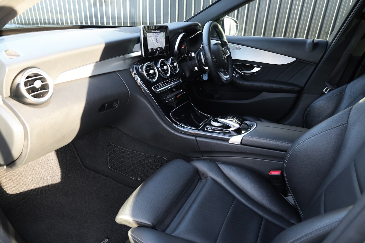 Used Mercedes-Benz C Class 2016 for sale - 77257597: Photo 3