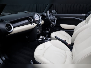 Used MINI Convertible 2013 for sale - 78840833: Photo