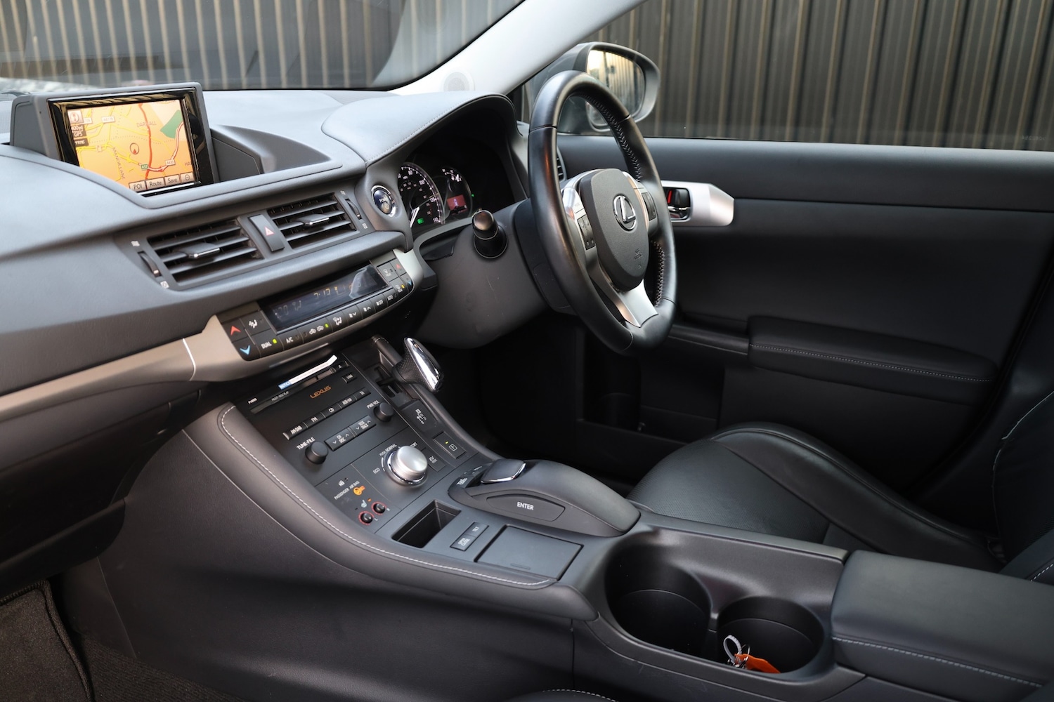 Used Lexus CT 2011 for sale - 76569097: Photo 8