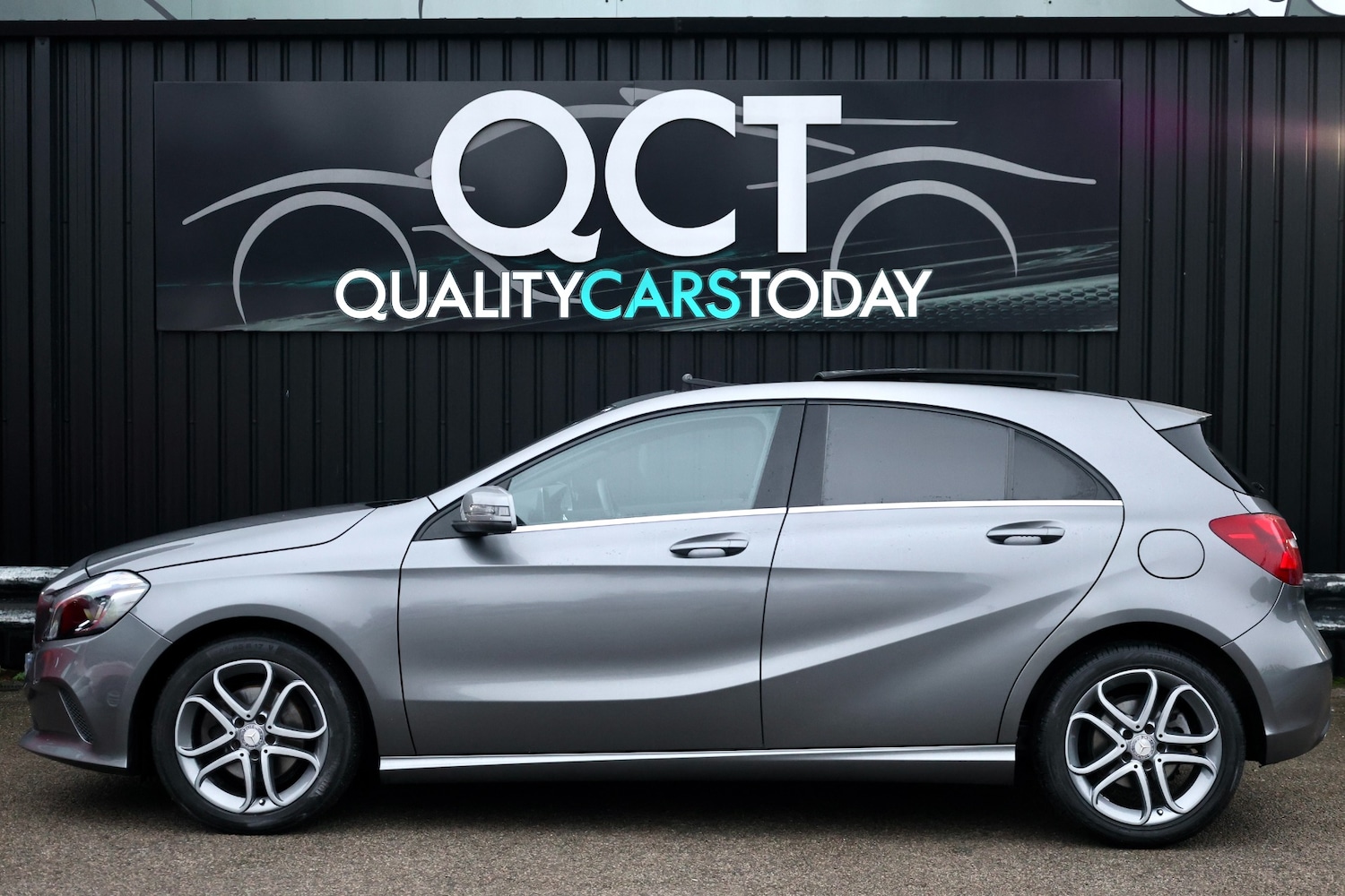 Used Mercedes-Benz A-Class 2018 for sale - 77392303: Photo 2