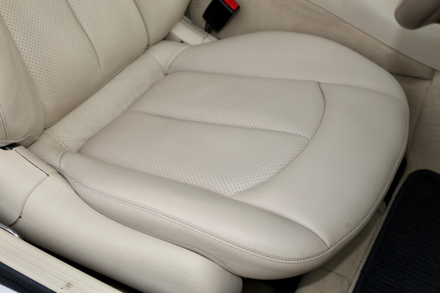 Used Mercedes-Benz CLK 2003 for sale - 76885144: Photo 25