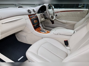 Used Mercedes-Benz CLK 2003 for sale - 76885144: Photo