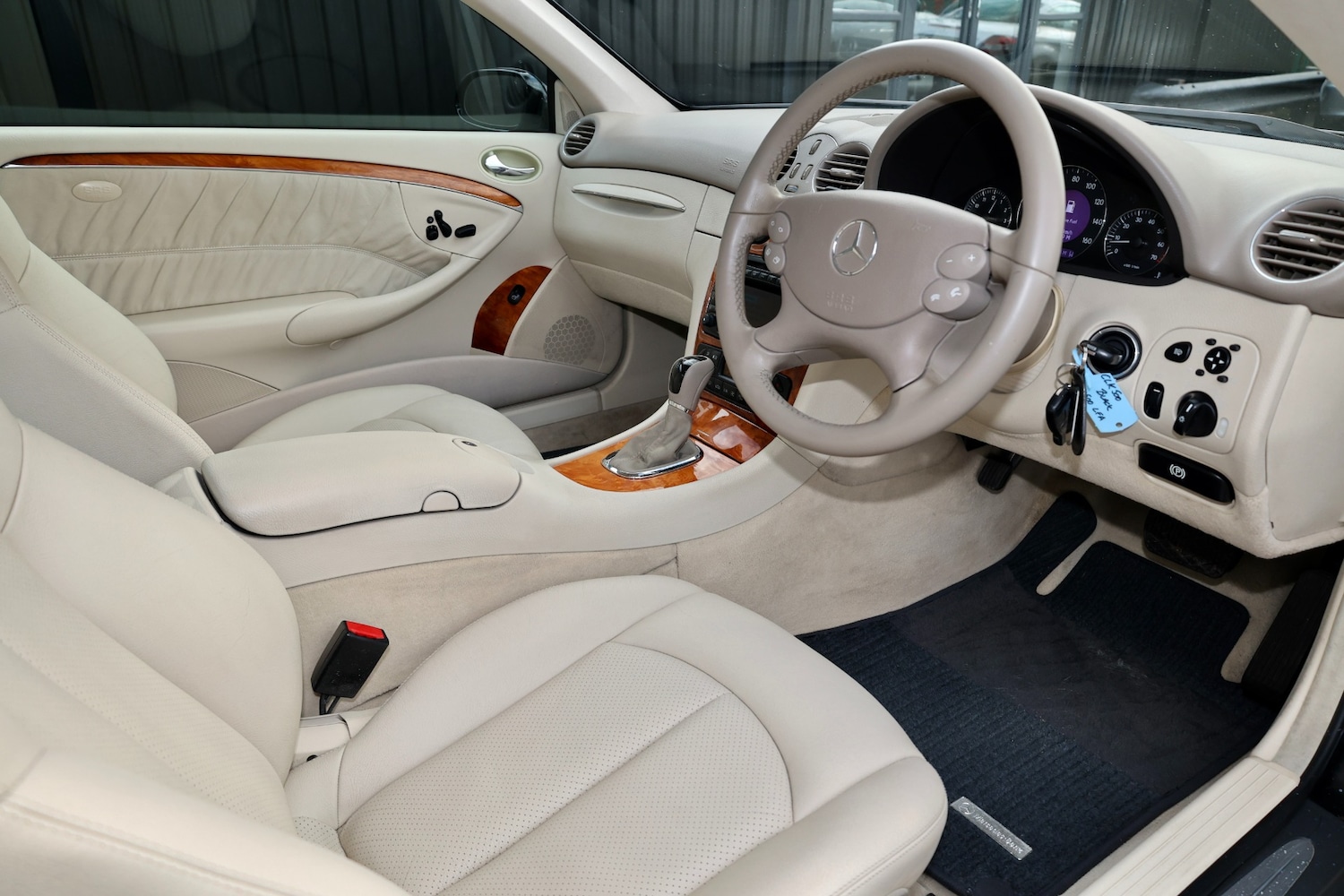 Used Mercedes-Benz CLK 2003 for sale - 76885144: Photo 7