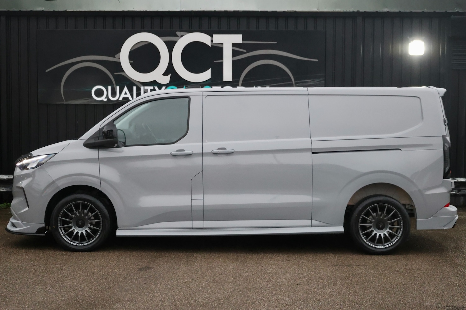 Used Ford Transit Custom 2024 for sale - 77289375: Photo 2