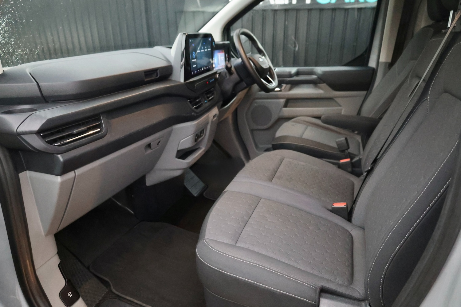 Used Ford Transit Custom 2024 for sale - 77289375: Photo 3