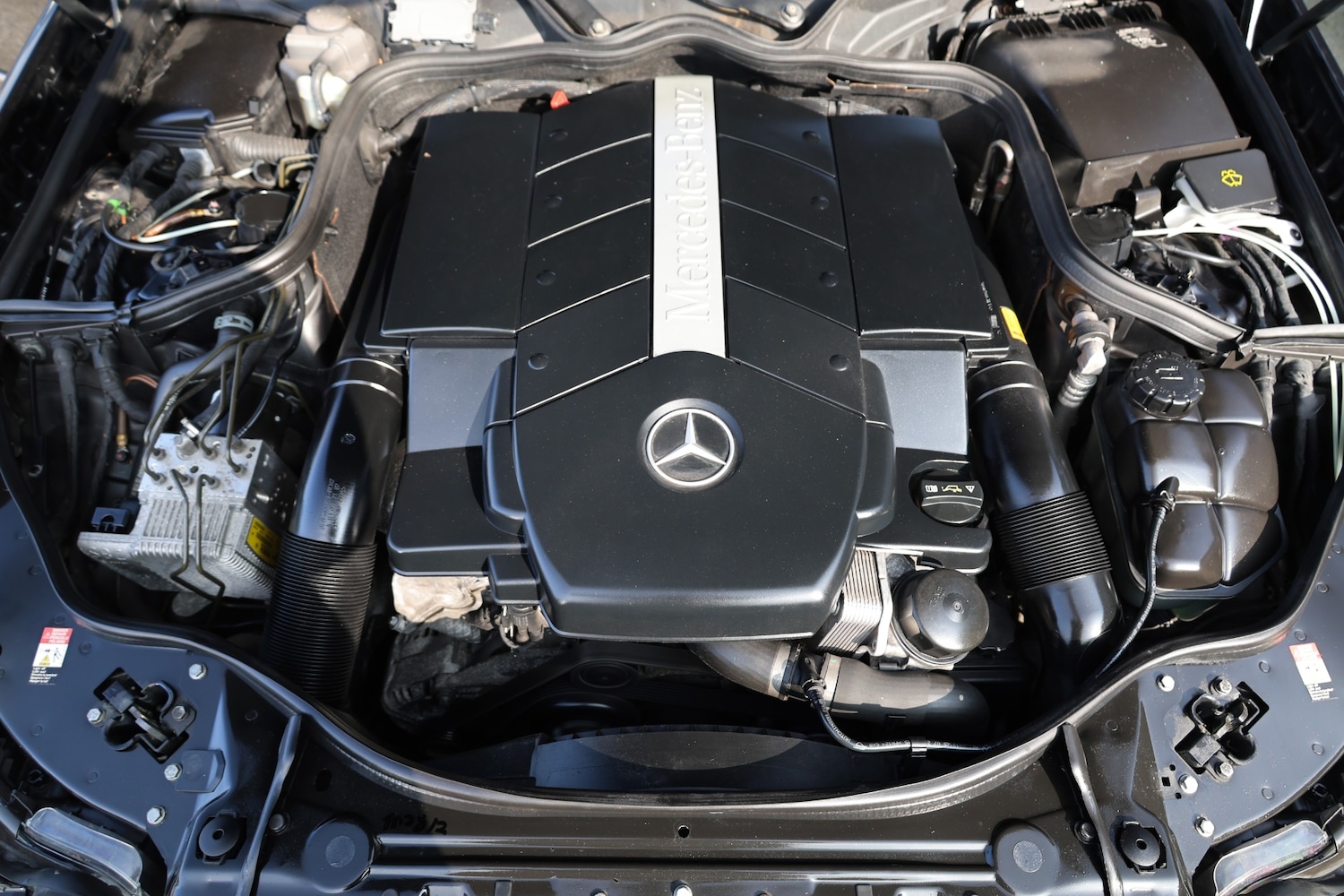 Used Mercedes-Benz E Class 2003 for sale - 77897909: Photo 20