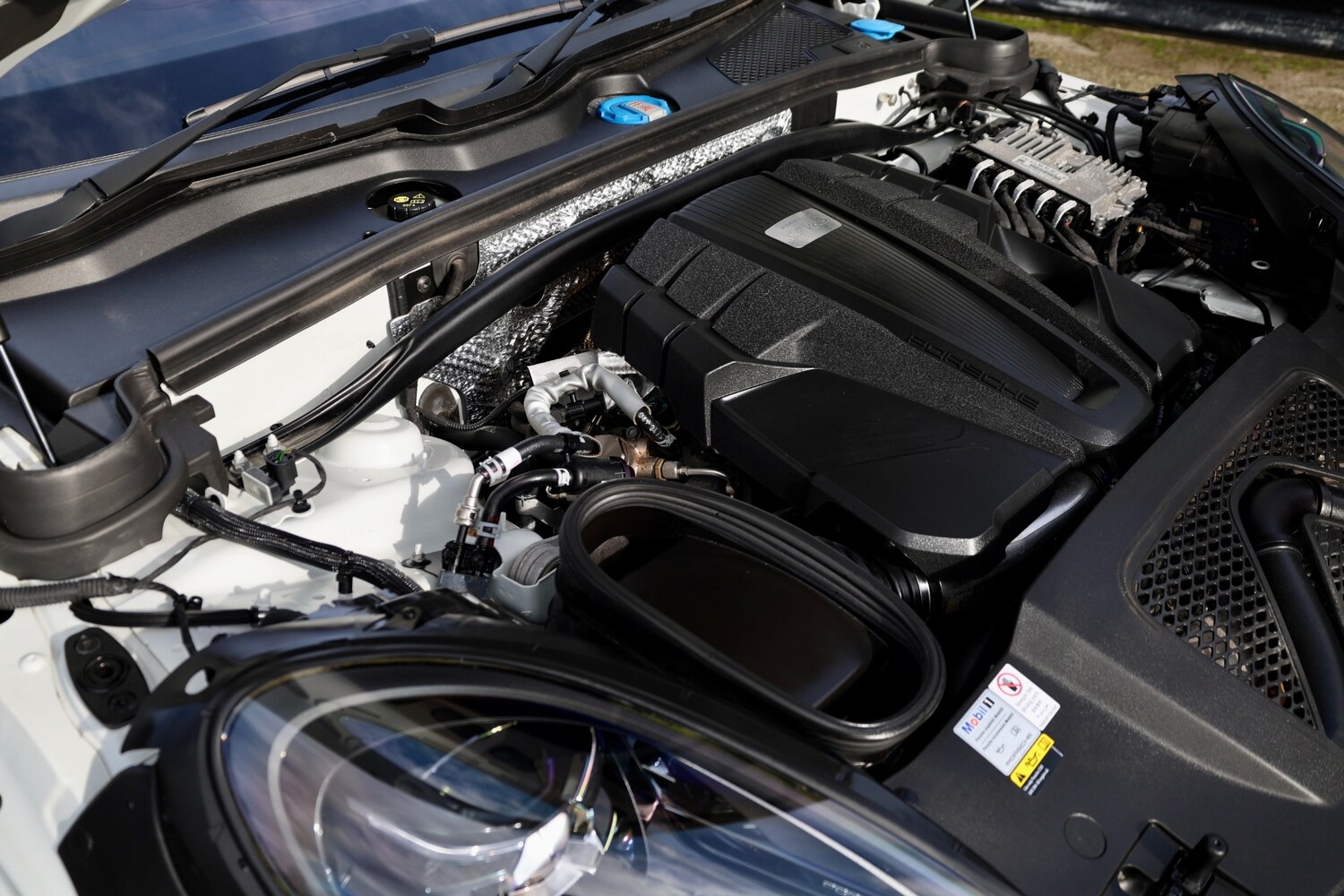 Used Porsche Macan 2021 for sale - 77656498: Photo 27