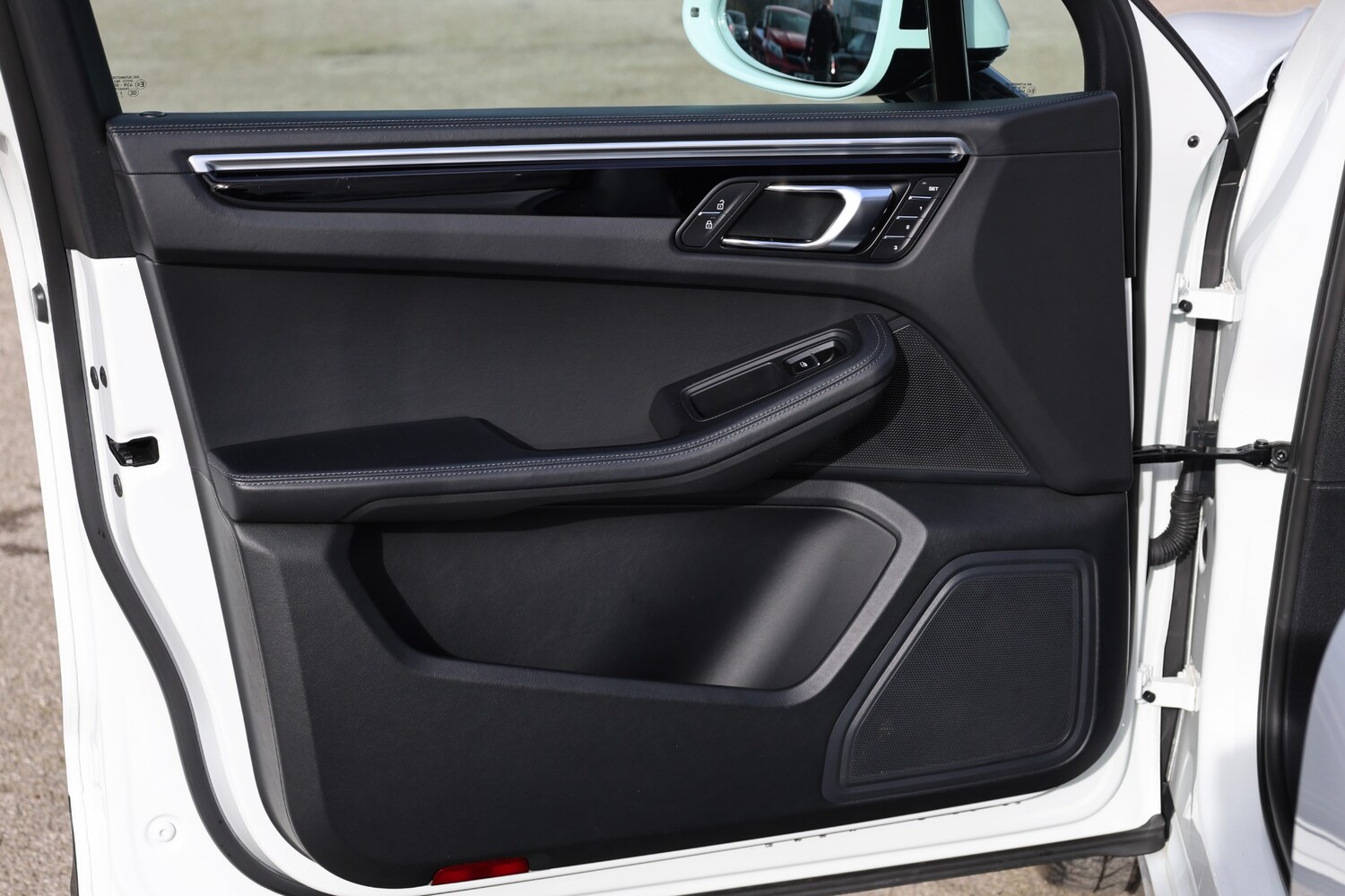 Used Porsche Macan 2021 for sale - 77656498: Photo 45