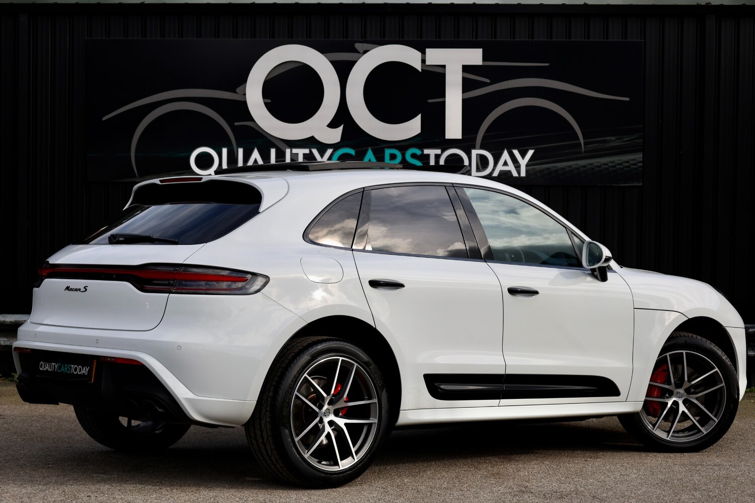 Used Porsche Macan 2021 for sale - 77656498: Photo 8