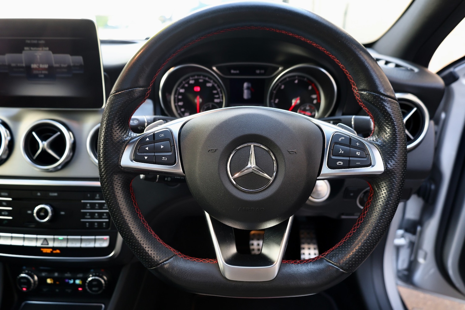 Used Mercedes-Benz GLA 2018 for sale - 78025125: Photo 34