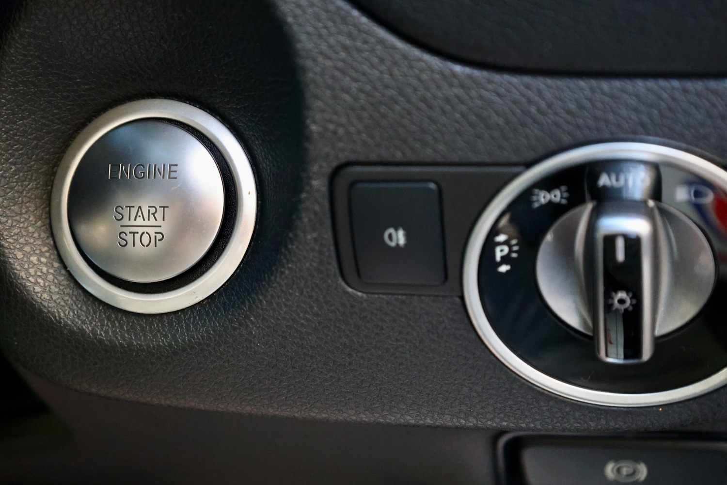 Used Mercedes-Benz GLA 2018 for sale - 78025125: Photo 35