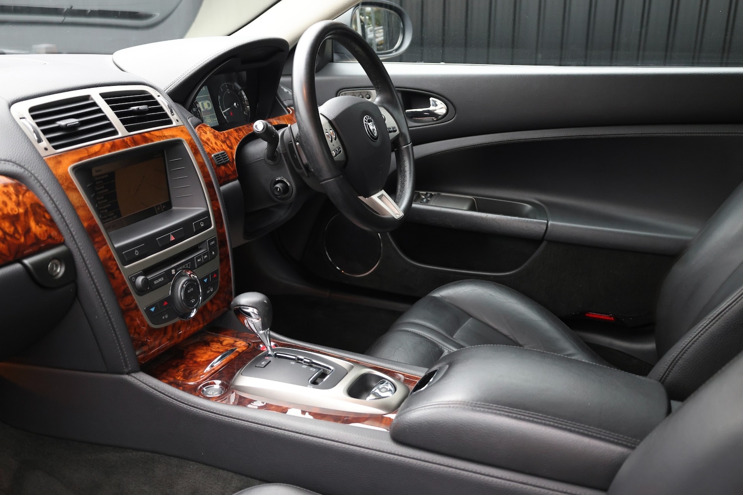 Used Jaguar XK 2006 for sale - 76339320: Photo 10