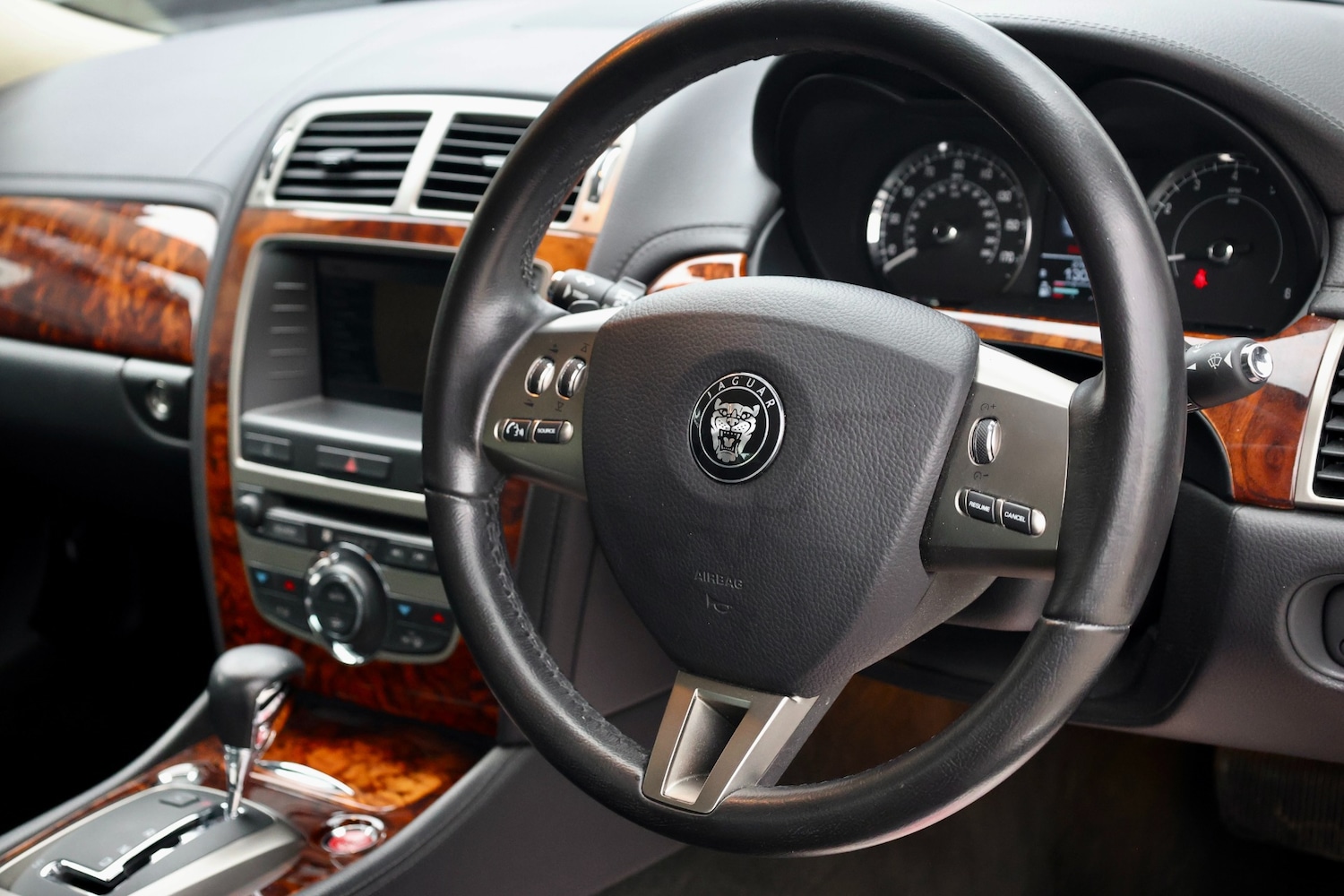Used Jaguar XK 2006 for sale - 76339320: Photo 21