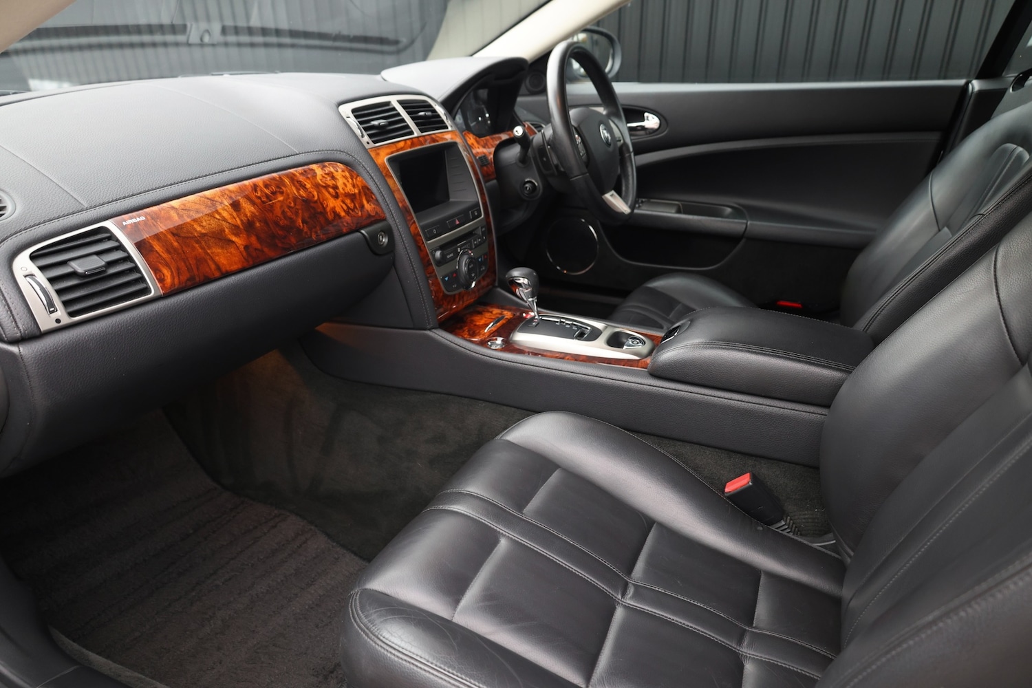 Used Jaguar XK 2006 for sale - 76339320: Photo 3