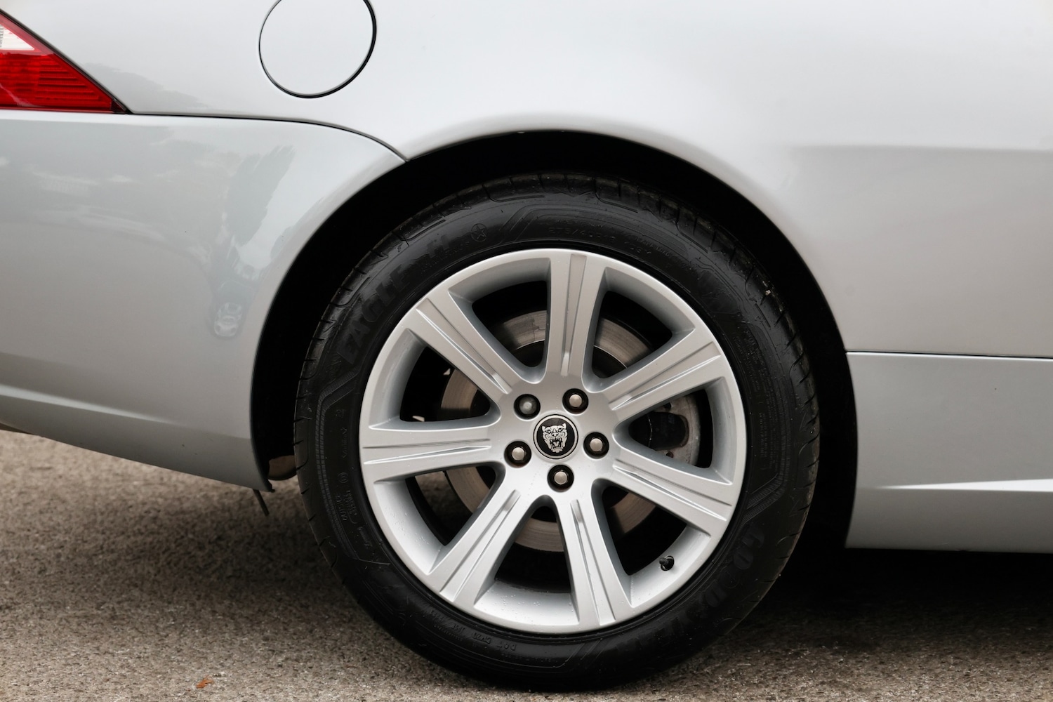 Used Jaguar XK 2006 for sale - 76339320: Photo 30
