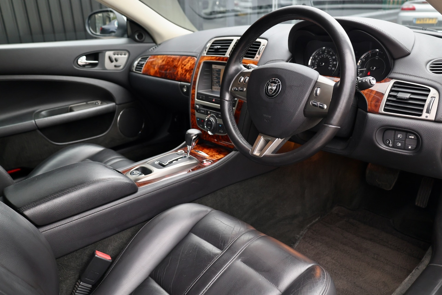 Used Jaguar XK 2006 for sale - 76339320: Photo 6