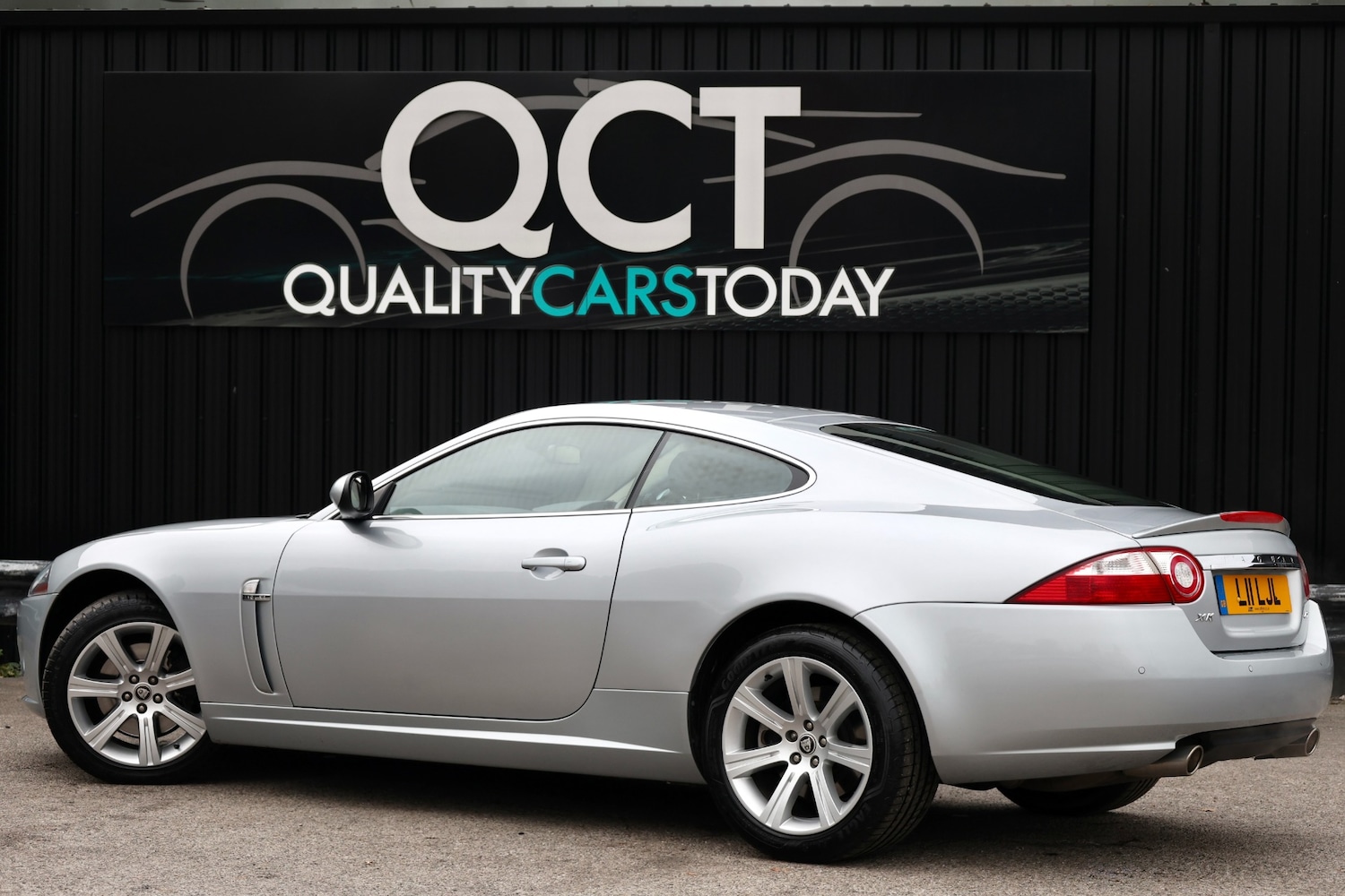 Used Jaguar XK 2006 for sale - 76339320: Photo 9